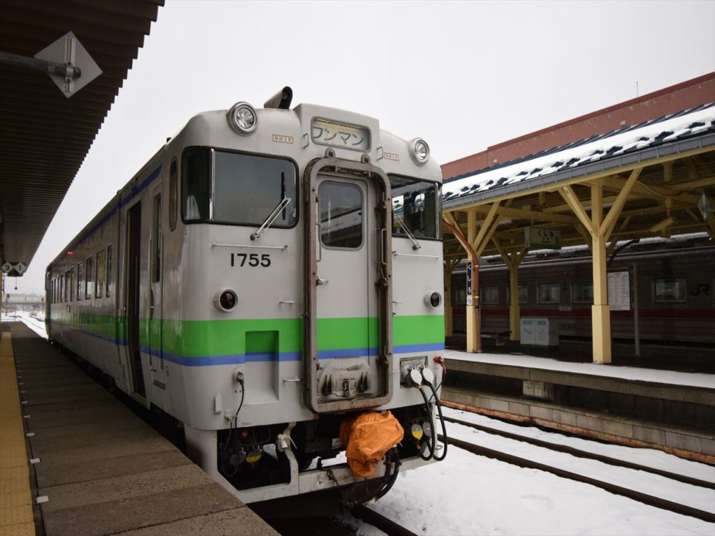 釧路駅のキハ40ワンマン列車