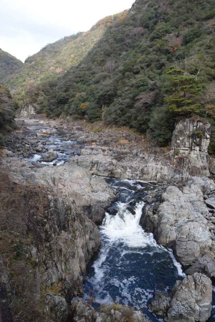 武庫川の溝滝