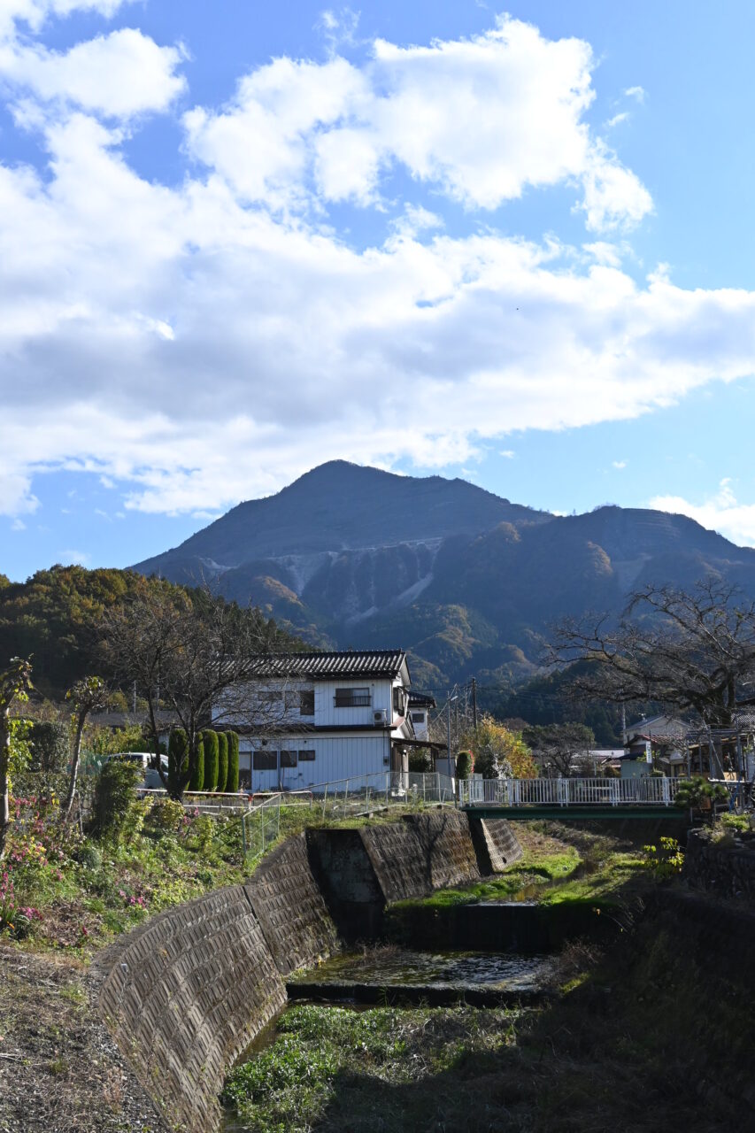 武甲山